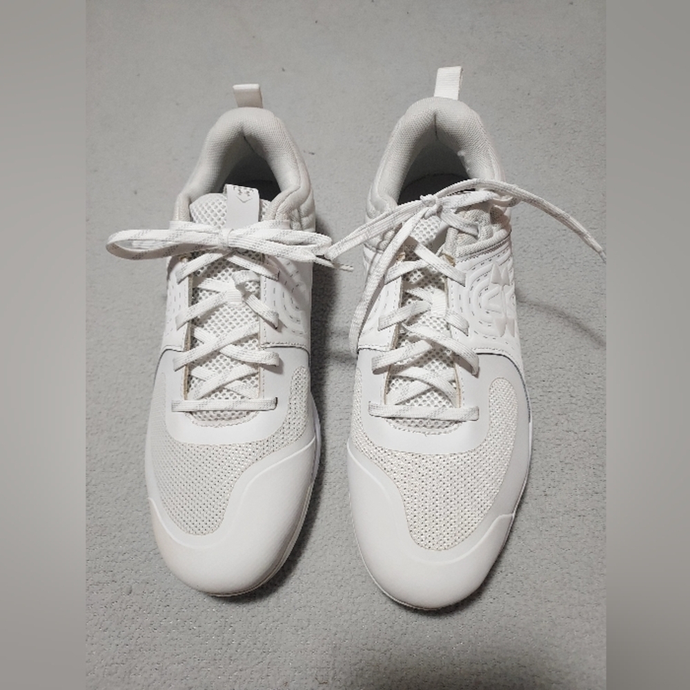 Under Armour Womens Glyde Baseball Golf Size 11 White Shoes
